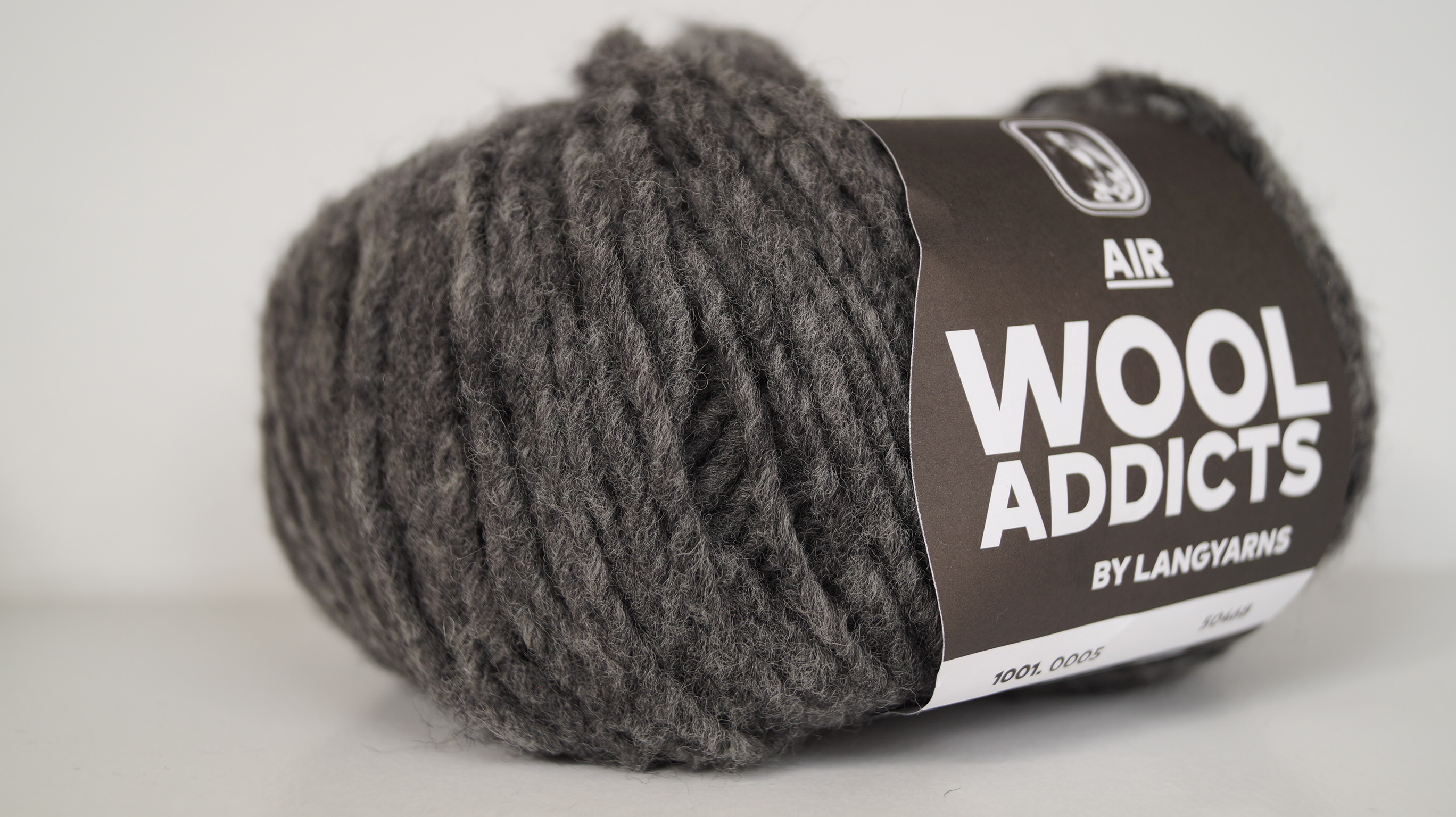 Lang Yarns AIR wool addicts